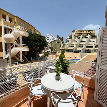 Oasis House - Orlando 85 * Costa Adeje